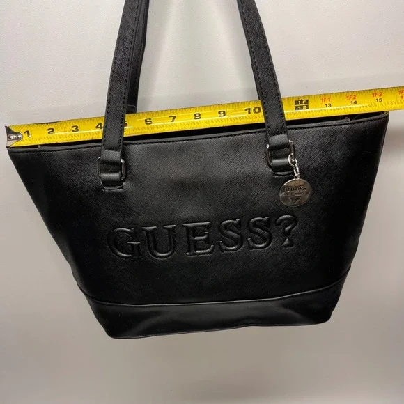 Y2K-era Guess Black Embossed Logo Tote Handbag Shoulder Bag - Picture 11 of 12